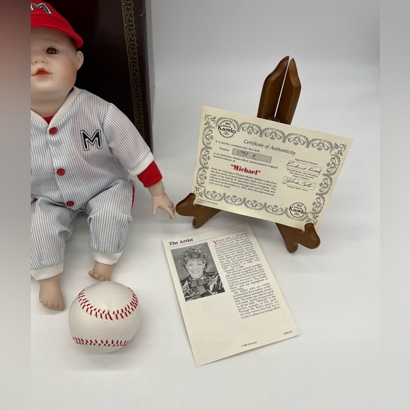 Michael by Yolanda Bello 1990 Yolanda's Playtime Babies Edwin
M Knowles - Picture 10 of 16